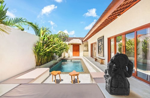 Jimbaran Bay Villa | Tropical Villas Jimbaran