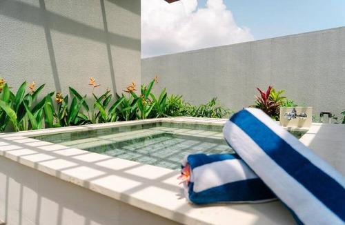 Kerambitan Villa | Nyuh Lengkong Beachfront Villa