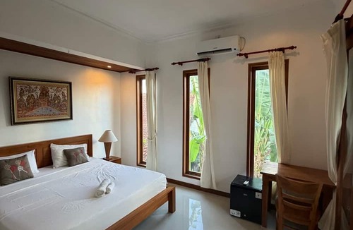 Nyuh Kuning House | A quiet room with balcony in Nyuh Kuning Ubud