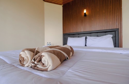Toya Bungkah Cabin | La Pino Mount Batur and Hot Spring