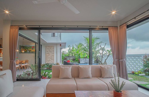 Kedewatan Villa | Mahadewi Sunset Villa