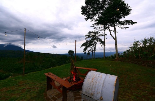Gobleg RV Rental | Glamping Bliss! Beautiful 1BR Tent in Buleleng