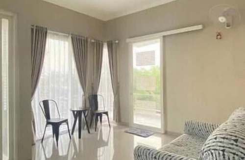 Sidomulyo Villa | Aira Villas Private Pool
