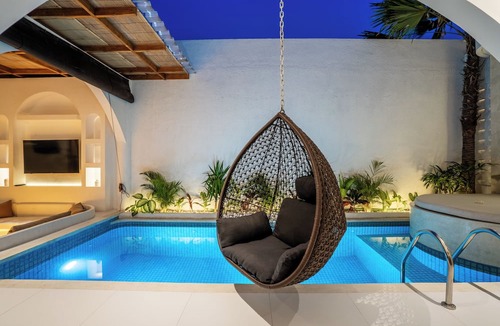 Padangsambian Klod Villa | La Feliz Villa Seminyak