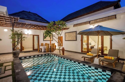 Mushroom Bay Villa | Karang Island Villa