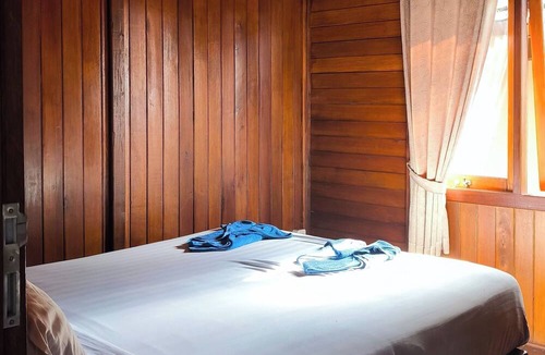 Jambu Luwuk Villa | D'Royale Tapos Resort Bogor