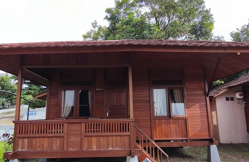 Jambu Luwuk Villa | D'Royale Tapos Resort Bogor