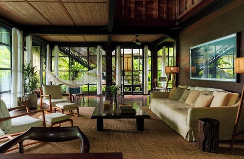 Kedewatan Villa | Rumah Hujan