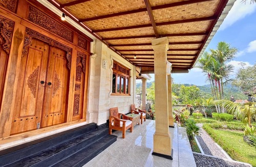 Sidemen Villa | Villa Pastiny Santy Sidemen