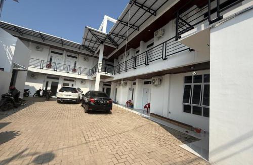 Rajabasa House | Bambu Ungu Guest House