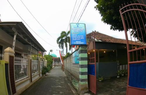 Kalipuro House | Taba Yama Trip & Homestay