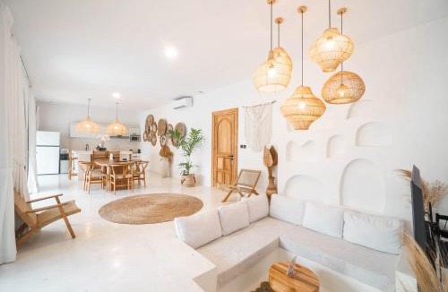 Sinduadi Villa | Bohemian Jogja Villas with Private Pool