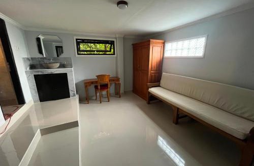 Sukasada Apartment | Villa Wibuti