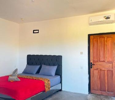 Jerowaru House | Nona guest house