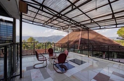 Cisarua House | RedDoorz at Alvaro Butik Hotel Citeko Puncak