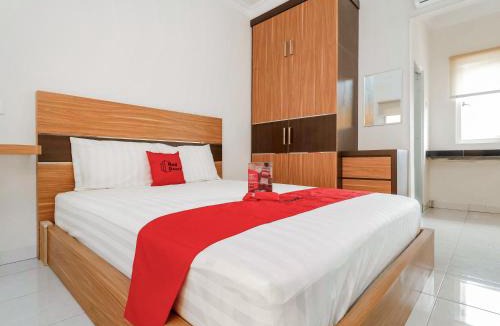 Palembang House | RedDoorz Plus near Palembang Square Mall