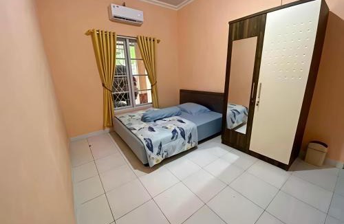Sorong House | Penginapan Ibu Indah