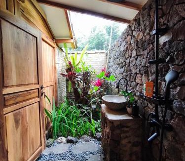 Pakem Bed & Breakfast | The Villas Joglo Trisaputran