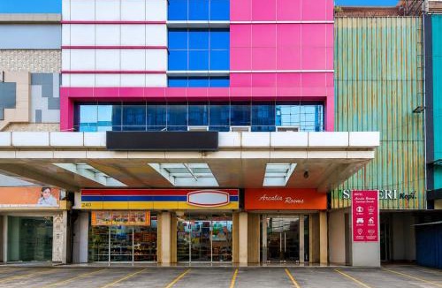 Old Jakarta Hotel | Arcadia Rooms Mangga Besar RedPartner