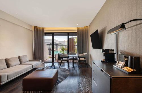 Pontianak Hotel | Novotel Pontianak Convention Centre