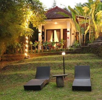 Gobleg Hotel | Munduk Tentrem Resort