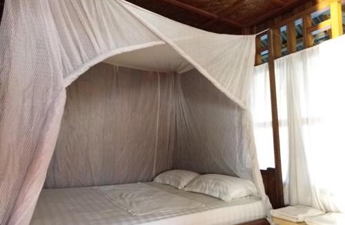 Batudaka Island House | Losmen Togean Wisata