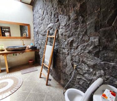 Pakem Bed & Breakfast | The Villas Joglo Trisaputran