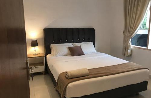 Cianjur House | Istana Raja Homestay S