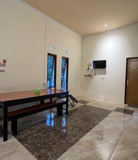 Seram House | Penginapan Simple Homestay Masohi