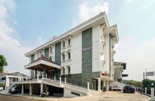 Bandung Hotel | RedDoorz Plus near Universitas Maranatha Bandung 2