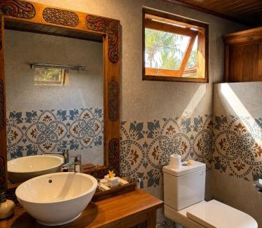 Sidemen House | Alamdhari Villa Sidemen