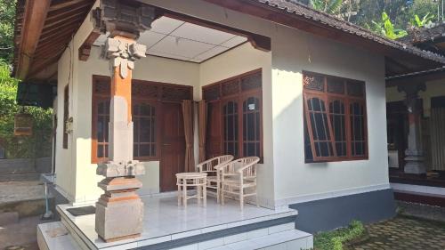 Undisan House | Karno's Room by Rindu Homestay