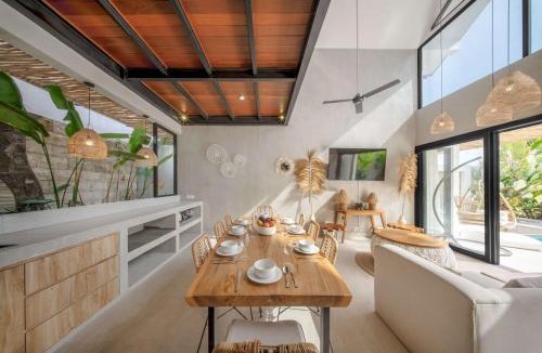Banjar Semer Villa | Villa Stemar Modern 4BR Villa in Kerobokan