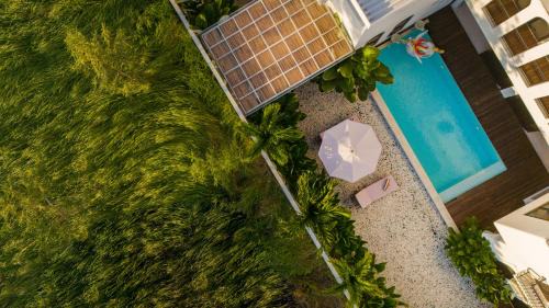 By Pass Ngurah Rai Villa | Jivani Villa Jimbaran - Private Pool & BBQ, Cinema Room, 9 Min to Nusa Dua Beach