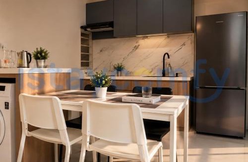 Lubuk Baja Apartment | Aston Residence 2011 - 2BR City & Sea View with Balcony by istaycomfy