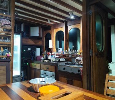 Sumbawa Barat Boat Rental | Kertasari Boat House & Kitchen