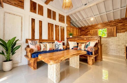 Banyuwangi Villa | Pondok Is Oke Family Private Room - 2 Bedroom Infinity pool
