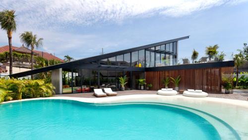 Mengwi Villa | River Point 5BR Luxury Designer Villa