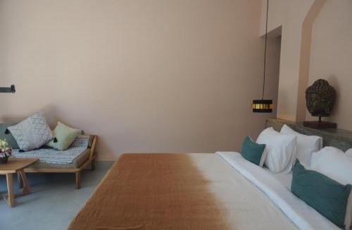 Bukti Villa | The Mauna Villa