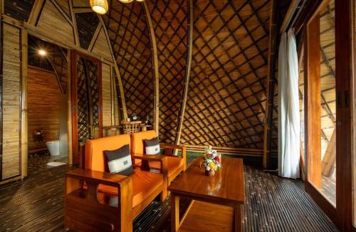 Mas Villa | Villa Gesing Mas - Private Pool Bamboo Villa 2 BR Facing To Rice Field View