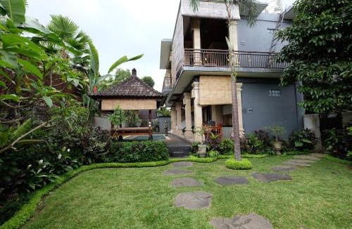 Kedewatan House | Kayana House Cozy & Harmonious 4BR Villa with Swimming Pool