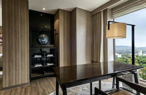 Bandung Hotel | Pullman Bandung Grand Central