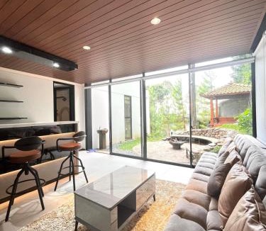 Ciburial Villa | Villa Imageo Dago 4BR, Pool, Karaoke, Biliar