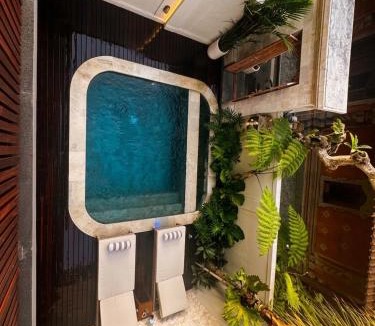 Pengosekan Villa | Palm Ubud Tropical Living