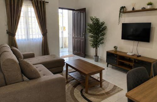 Tegal House | Cilaa Cia guest house
