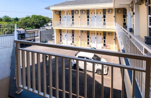 Pati Hostel | Urbanview Wisma Tentrem Syariah near RS KSH