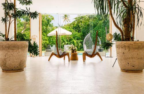 Munggu Villa | Luxury 9BR Resort Pool River