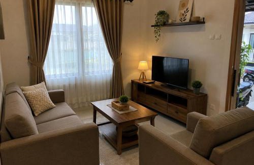Tegal House | tambuns Jelek guest house