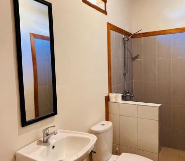 Jerowaru House | Nada Bungalows Ekas Bay