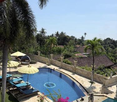 Anturan House | Marakuya Jakaranda Villas and Studios Lovina with Shared Pool